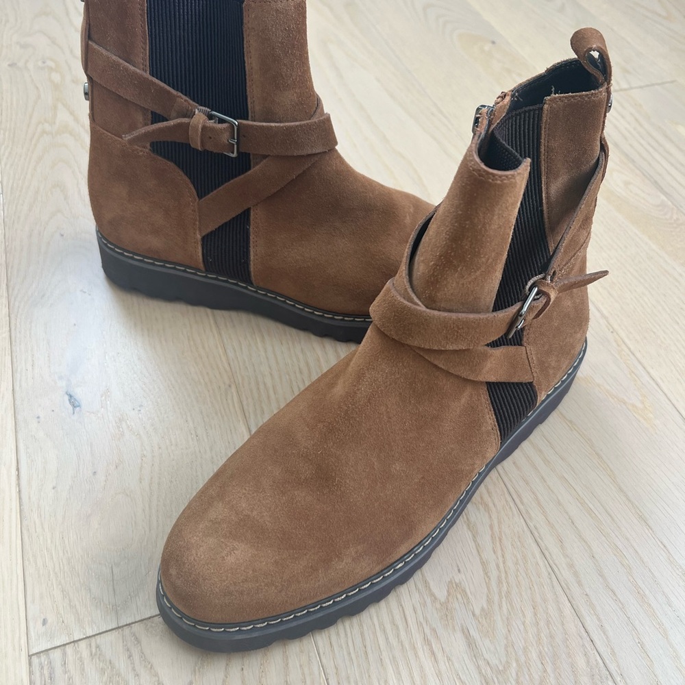 Brown Ankle Boots with Buckle Straps